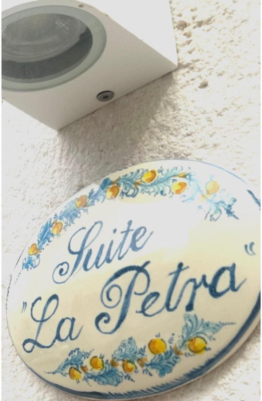 Suite La Petra Ceglie Messapica Exterior foto