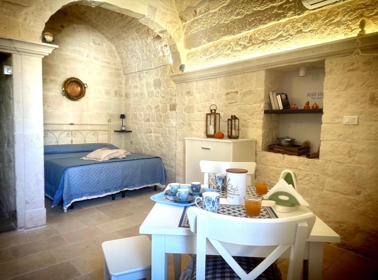 Suite La Petra Ceglie Messapica Exterior foto